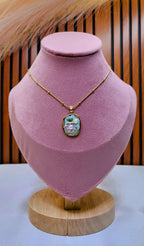 Mon Coeur Resin Necklace
