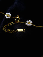 Daisy Chain Pearl Necklace