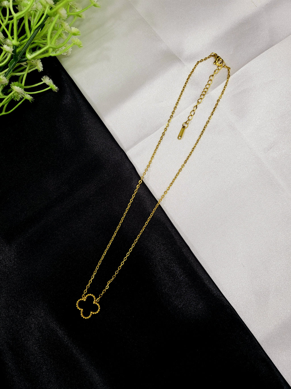 Lorvyn Clover Pendant Set for Women | Premium Stainless Steel Gold-Plated Necklace & Stud Earrings Set | Tarnish Resistant Jewellery