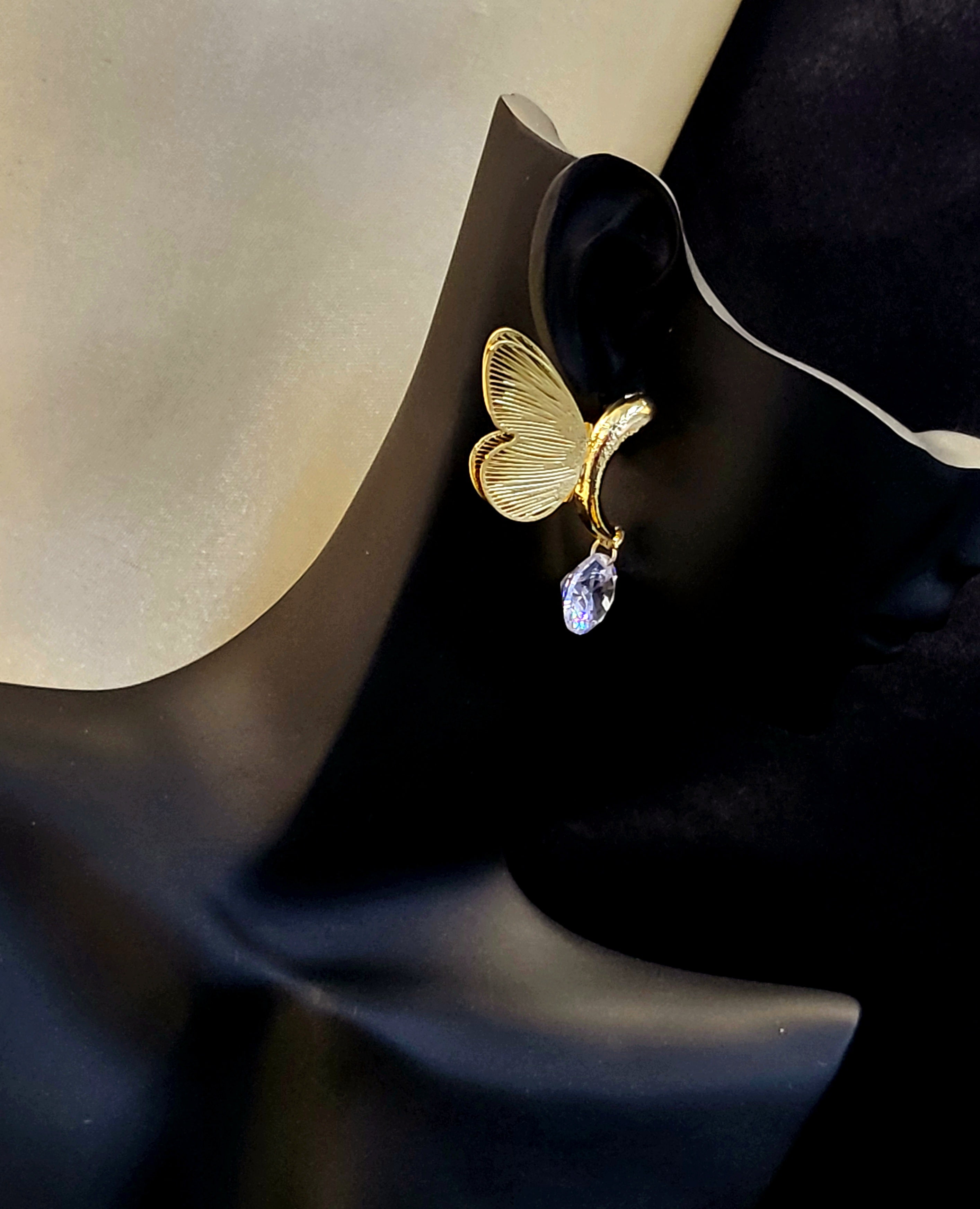 Papillon Glow Butterfly Solitaire Earrings