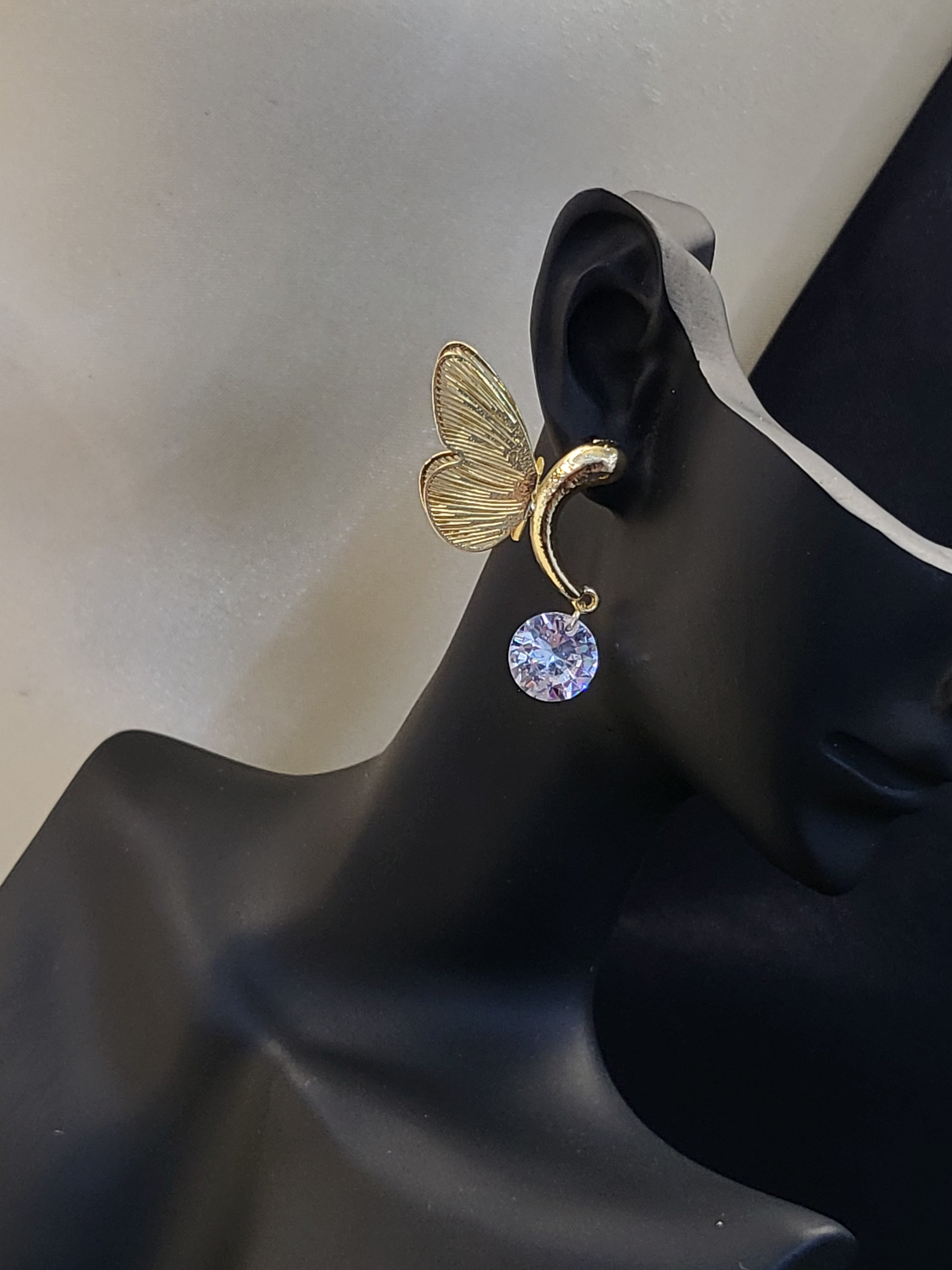 Papillon Glow Butterfly Solitaire Earrings