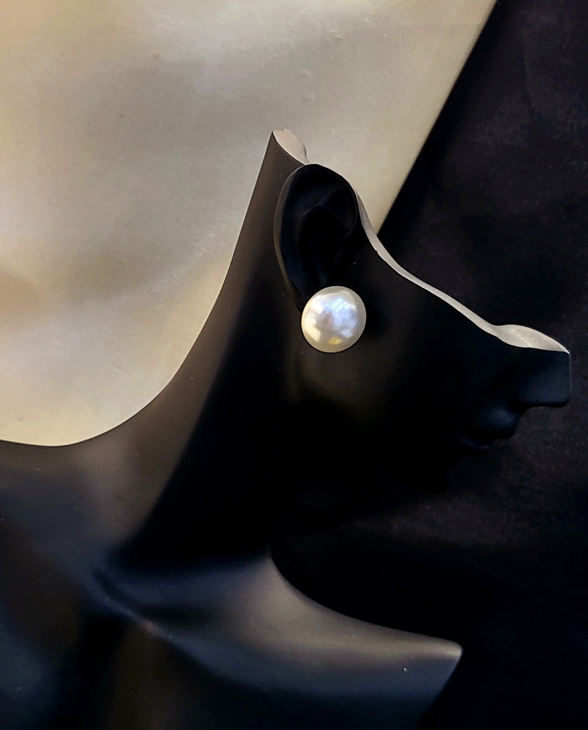 Mirabelle Pearl Studs