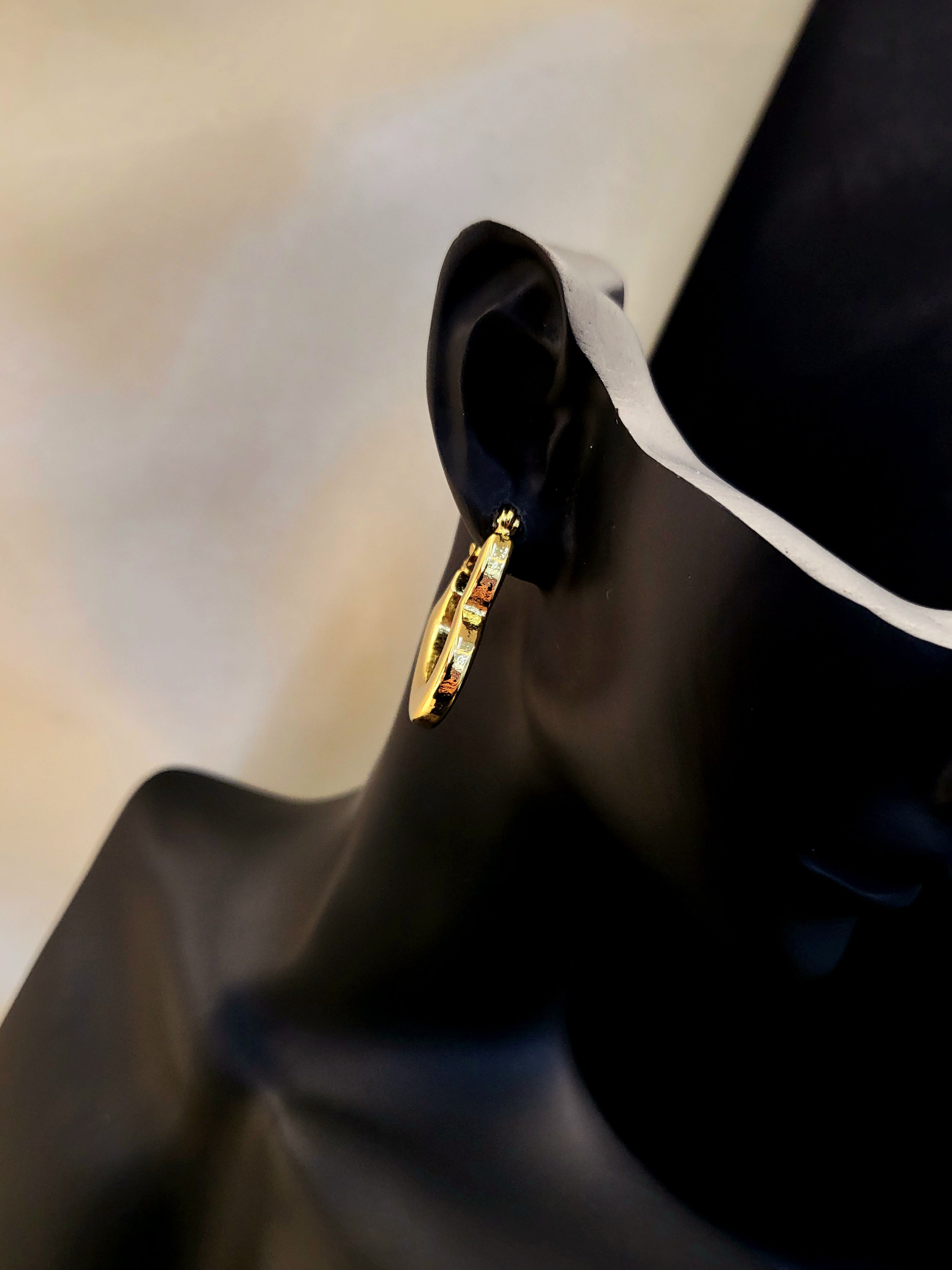 Noir & Heart Gold Hoops