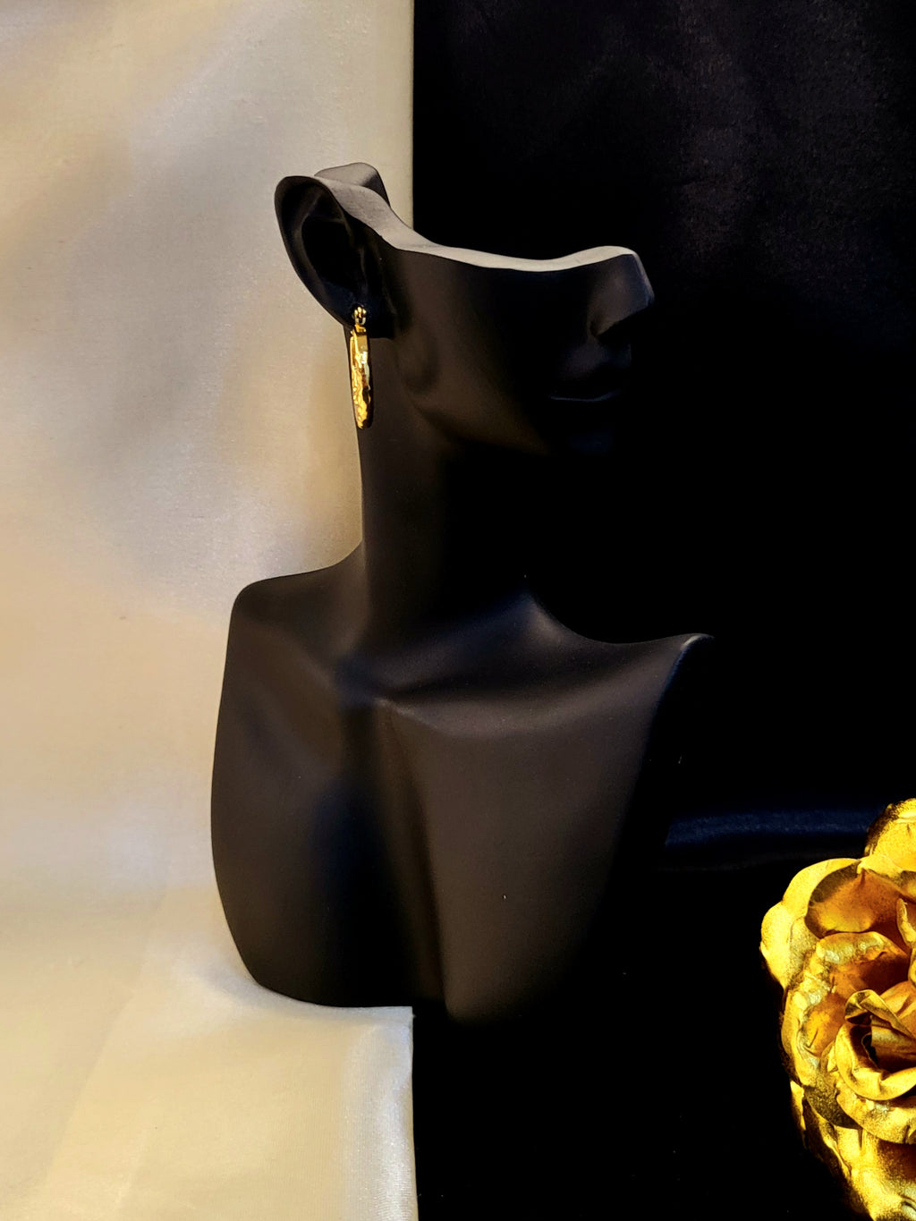 D'Or Classic Hammered Gold Hoops