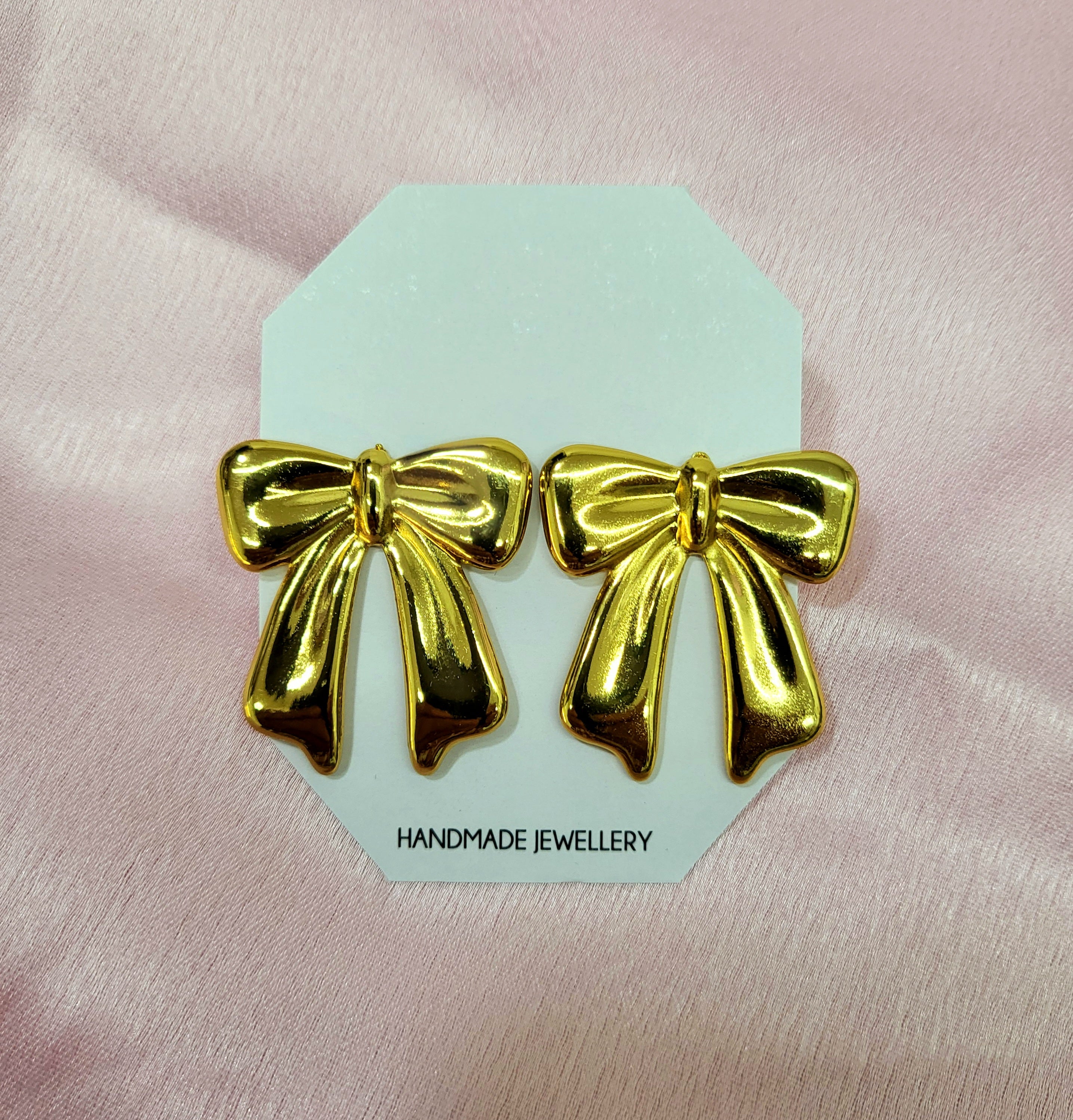 Charme Gold Bow Earrings