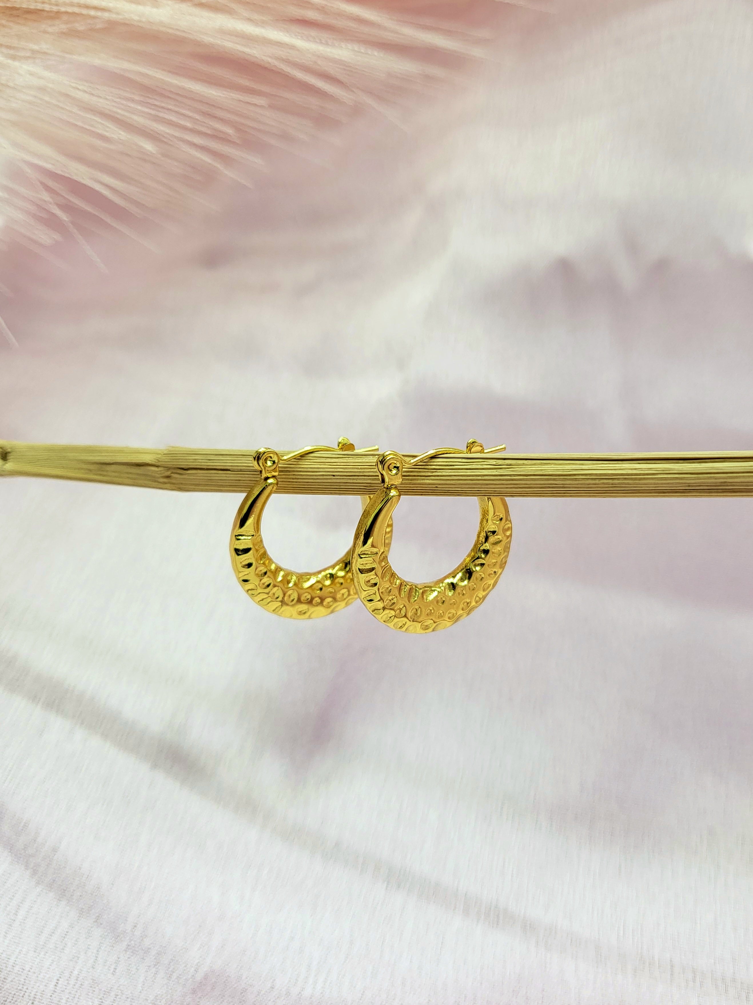 D'Or Classic Hammered Gold Hoops