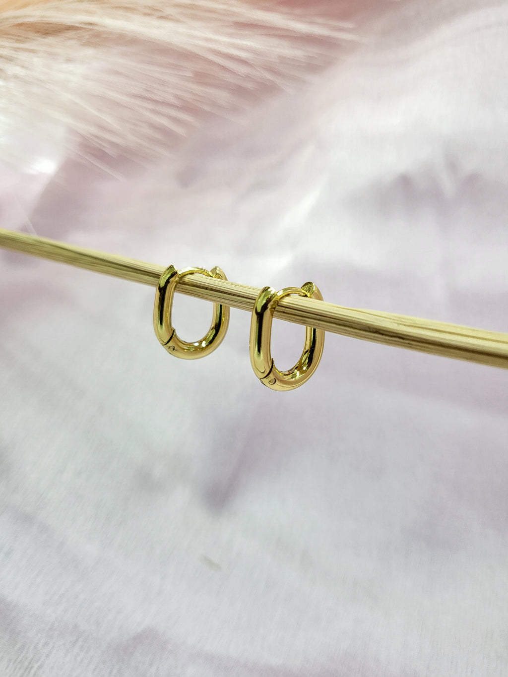 Majestique Golden Hoops