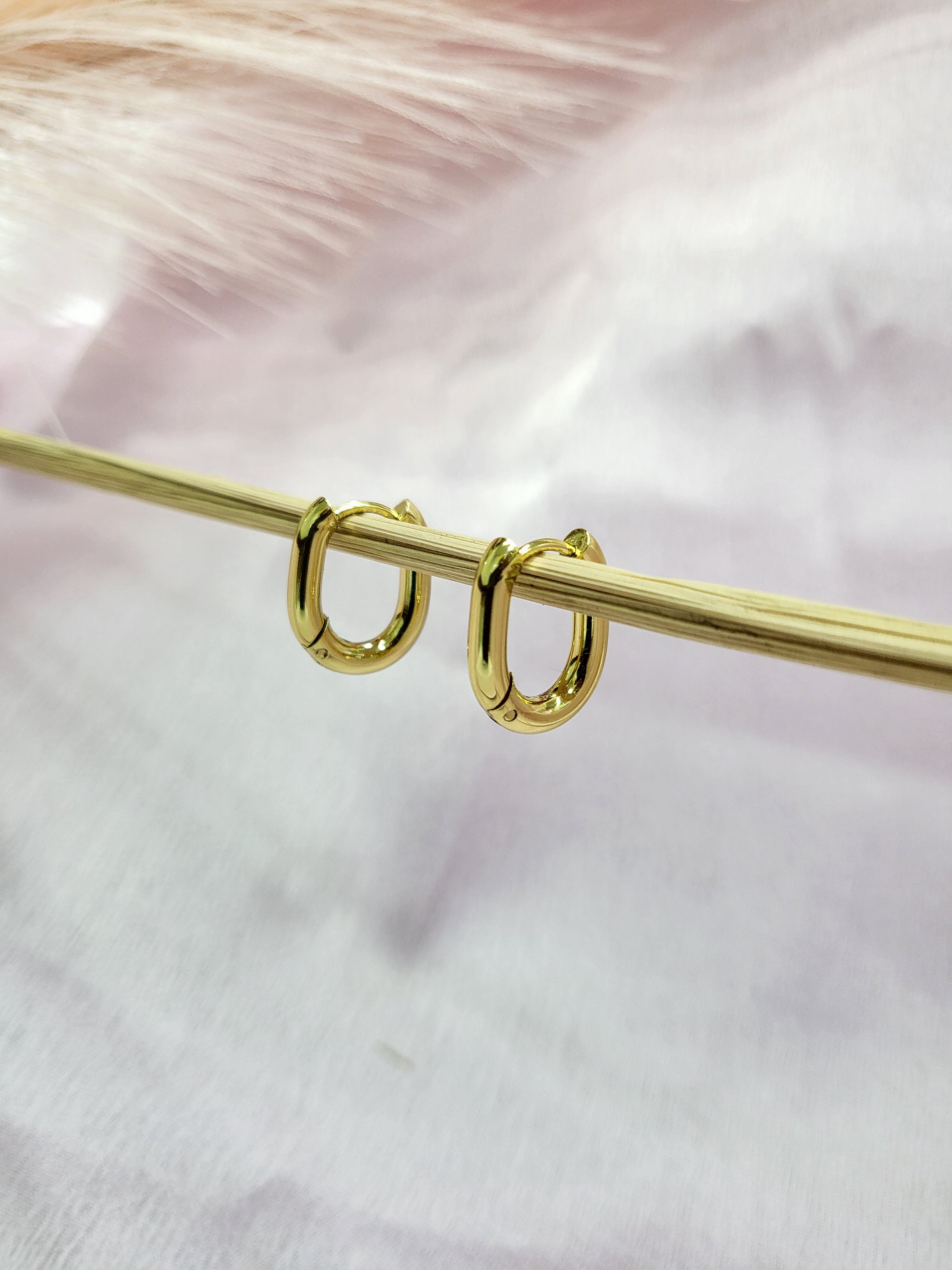 Majestique Golden Hoops