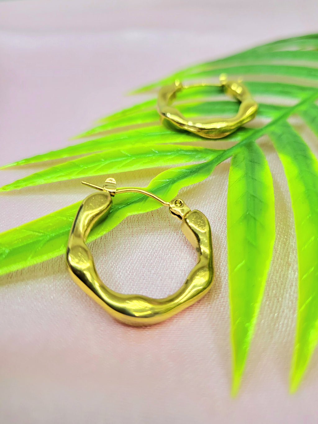 Elara Pinched Gold Hoops