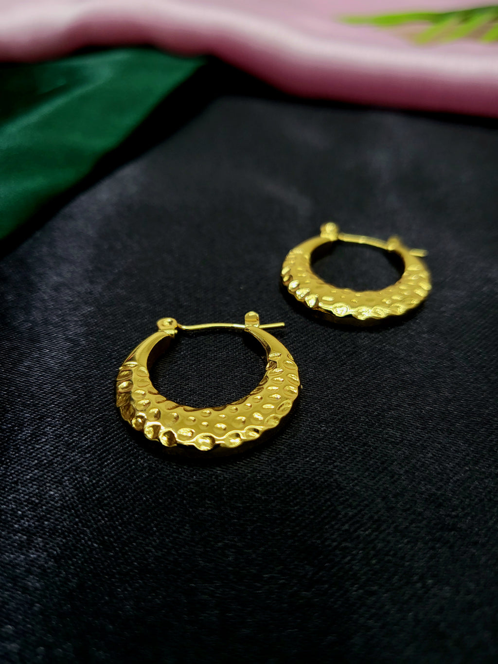 D'Or Classic Hammered Gold Hoops