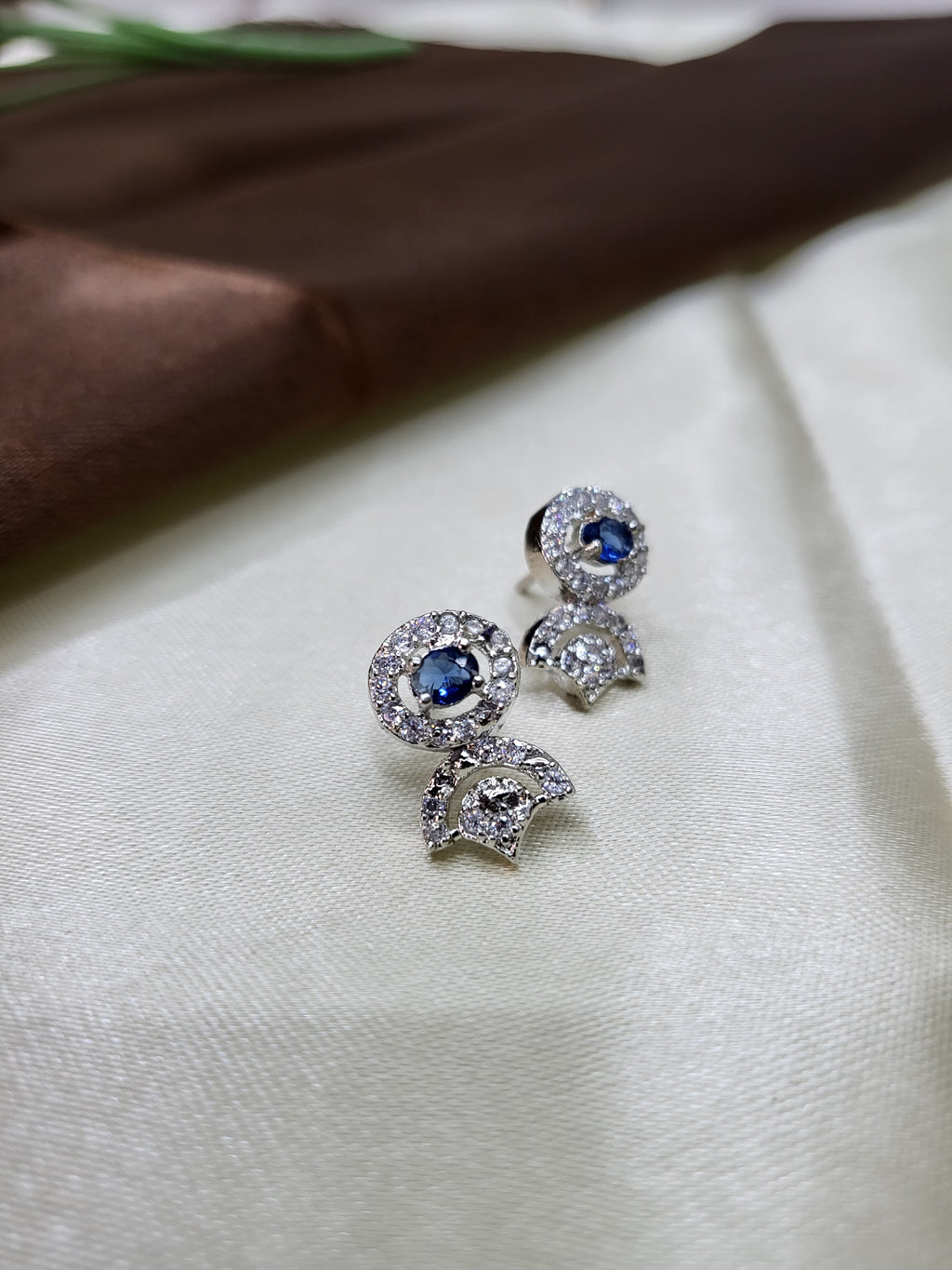 Avielle Sapphire Blue Diamond Finish Minimal Necklace Set with Earrings