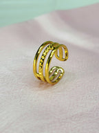 Aveline Gold Triple Row Split Band Ring | Hammered Center