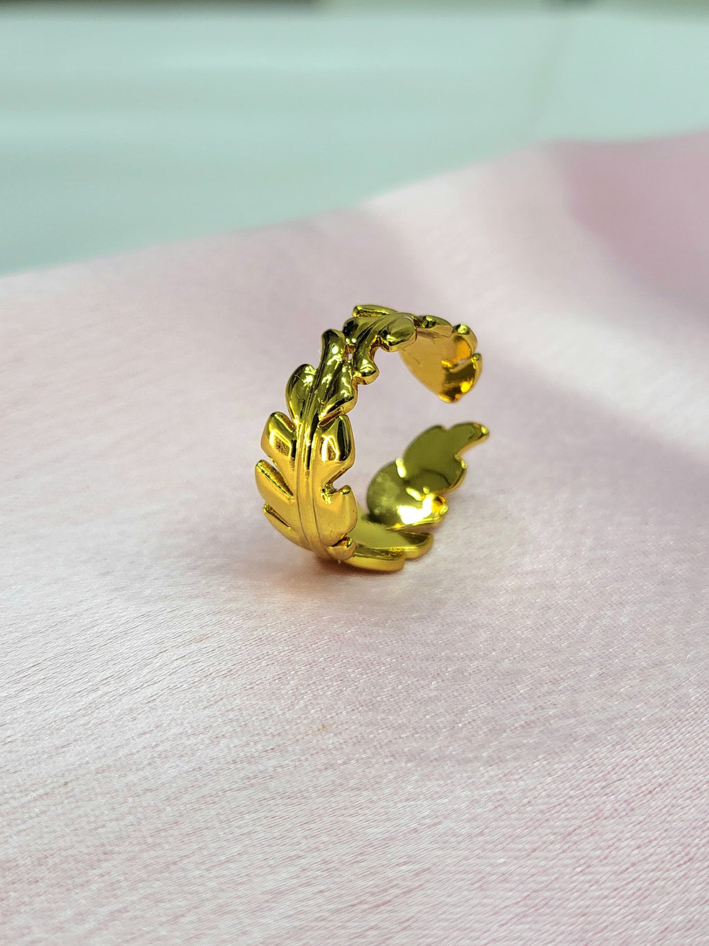 Isolde Gold Sculpted Leaf Branch Open Band Ring