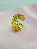 Auralis Gold Sculpted Interlocking Daisy Flower Band Ring