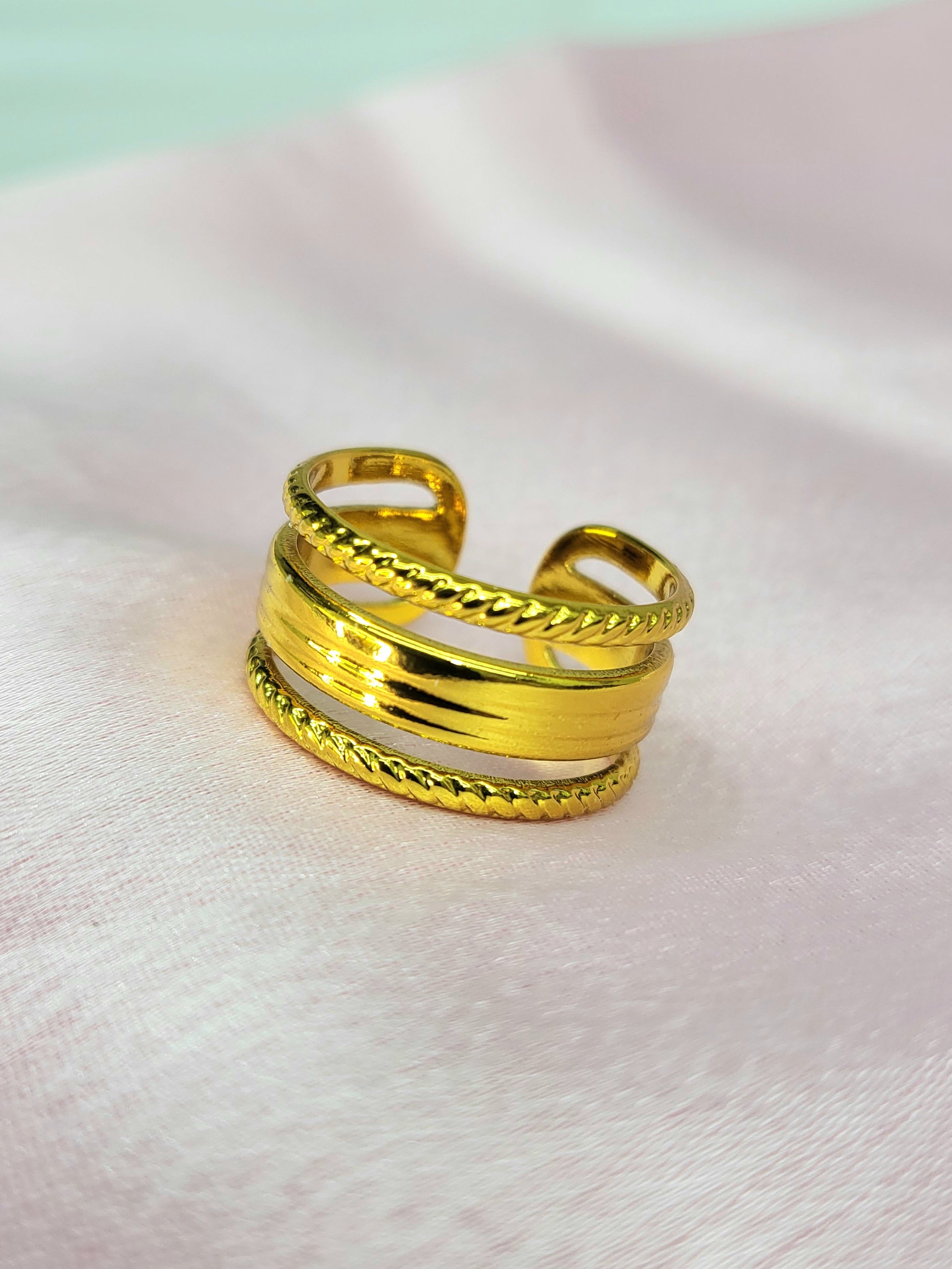 Xyra Twisted Beaded Border and Smooth Center Split Gold Ring