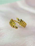 Novera Gold Sculpted Bypass Leaf Branch Open Ring