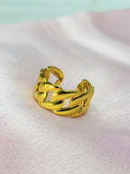 Aviora Gold Chunky Interlocking Cuban Link Chain Band Ring