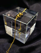 Nuvor™ Anti-Tarnish Gold Flower Curb Chain Bracelet – Waterproof 18K Gold Plated Floral Charm Jewelry