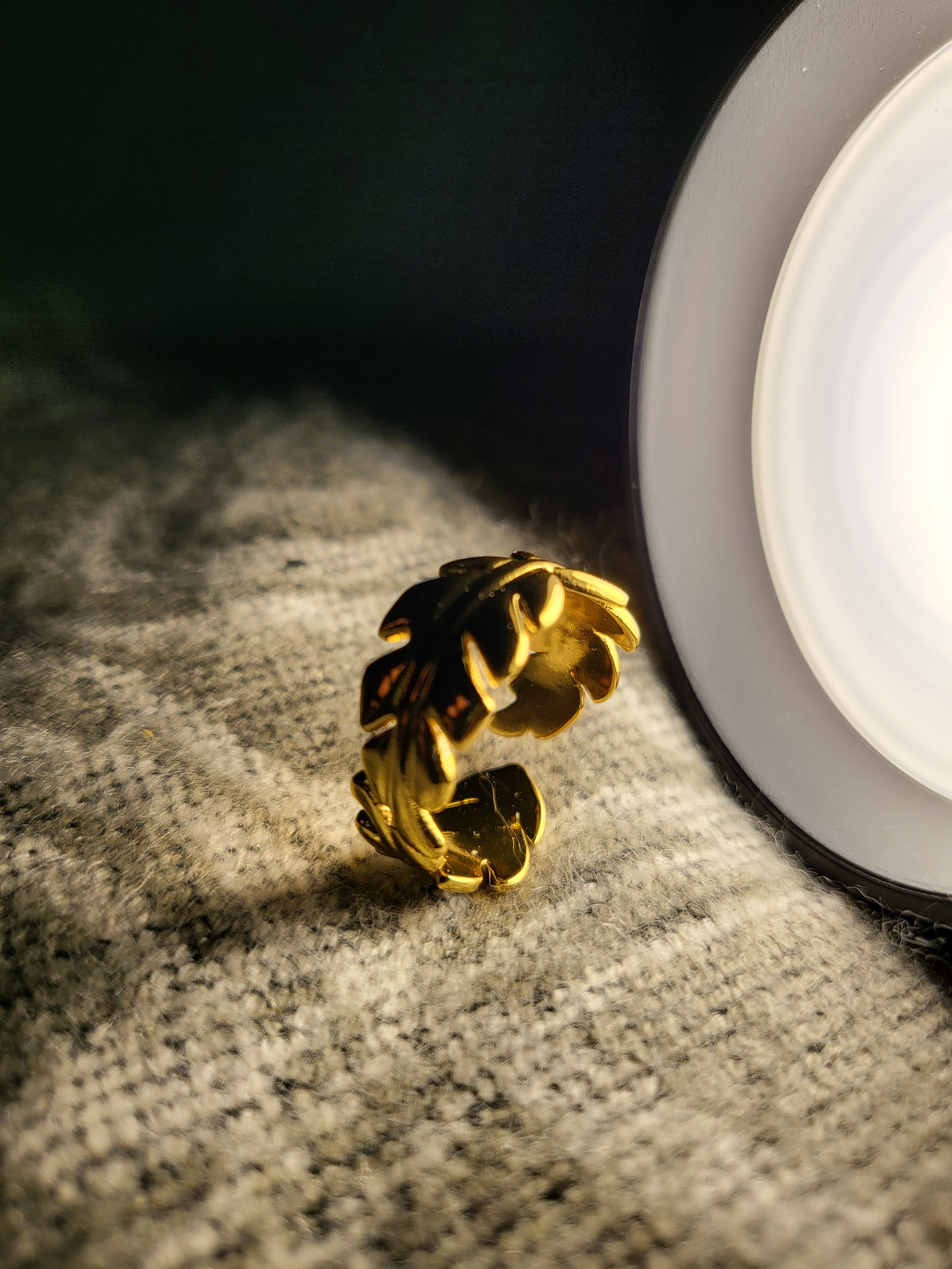 Isolde Gold Sculpted Leaf Branch Open Band Ring
