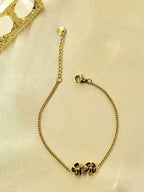 Nuvor™ Anti-Tarnish Gold Flower Curb Chain Bracelet – Waterproof 18K Gold Plated Floral Charm Jewelry