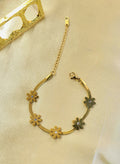 Halo™ Anti-Tarnish Gold Flower Herringbone Bracelet – Waterproof 18K Gold Plated Daisy Charm Jewelry