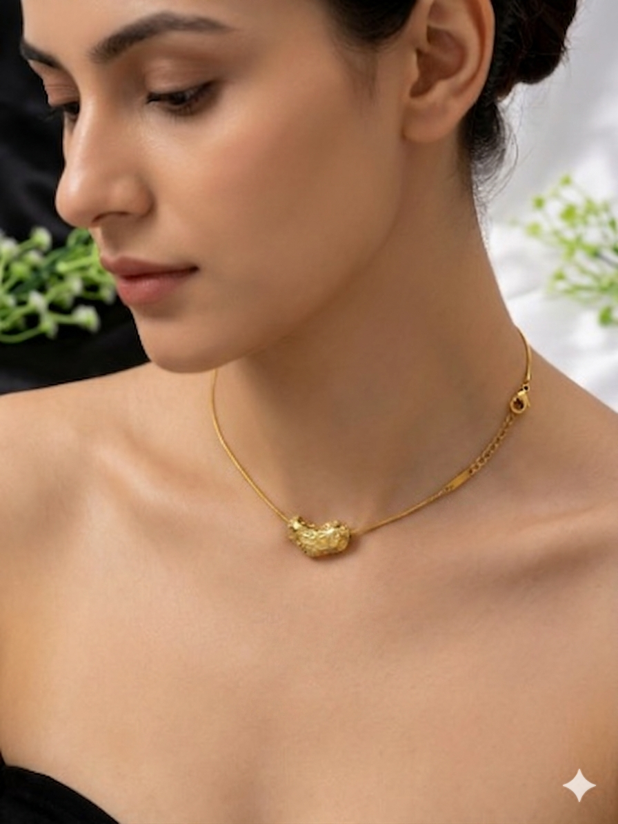 Elena Chunky Heart Necklace